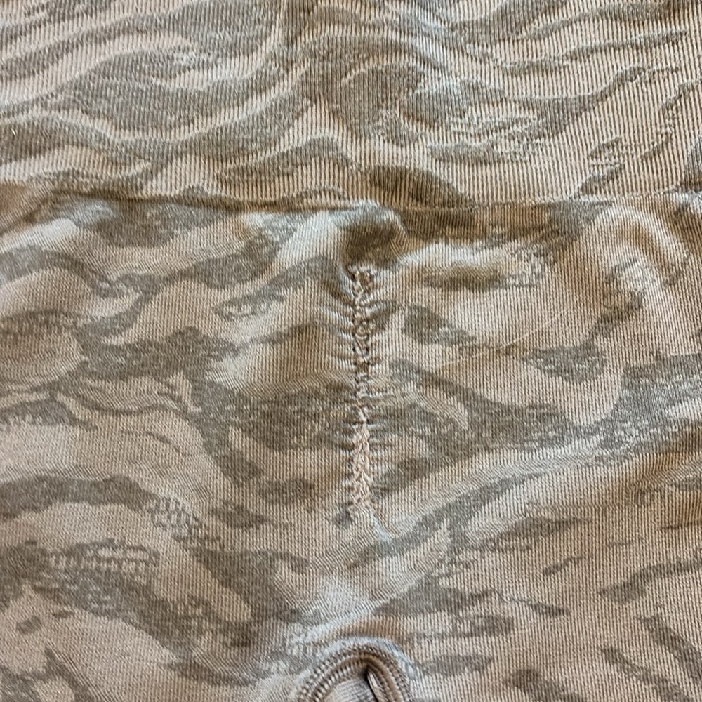 Gymshark size XS leggings - Picture 8 of 8